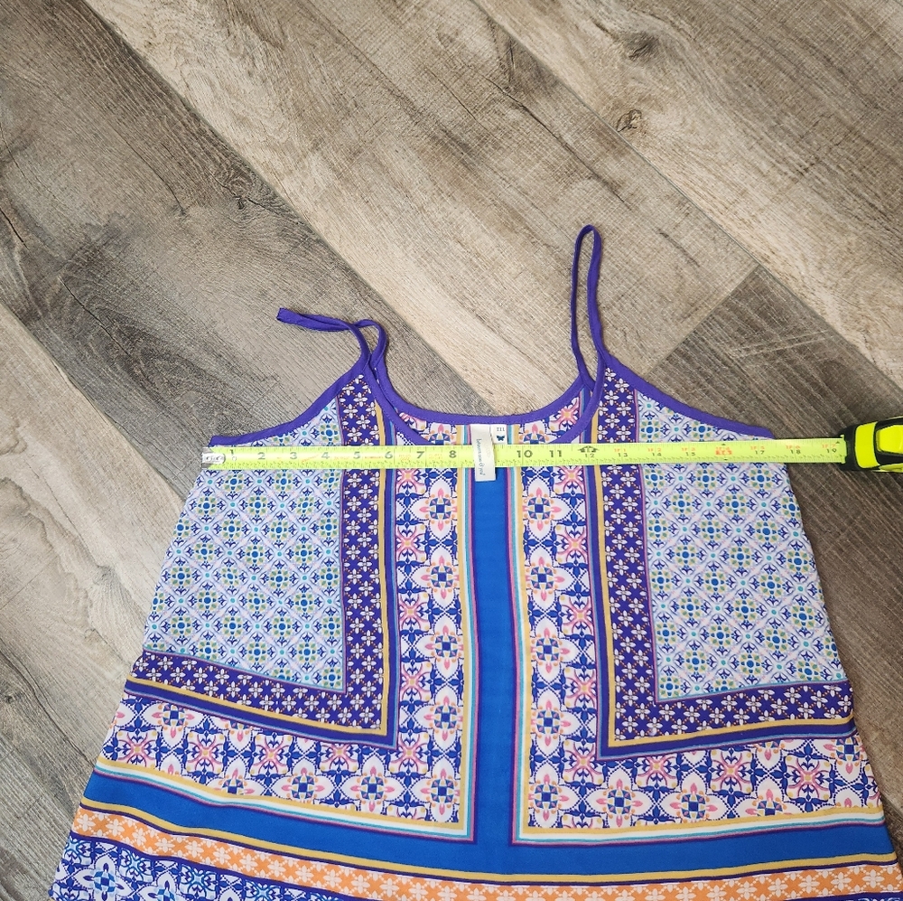 Between Me And You Vibrant Blue and Pink Halter Sheath Tank Top Size: Medium - Picture 4 of 7